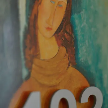 Art فندق